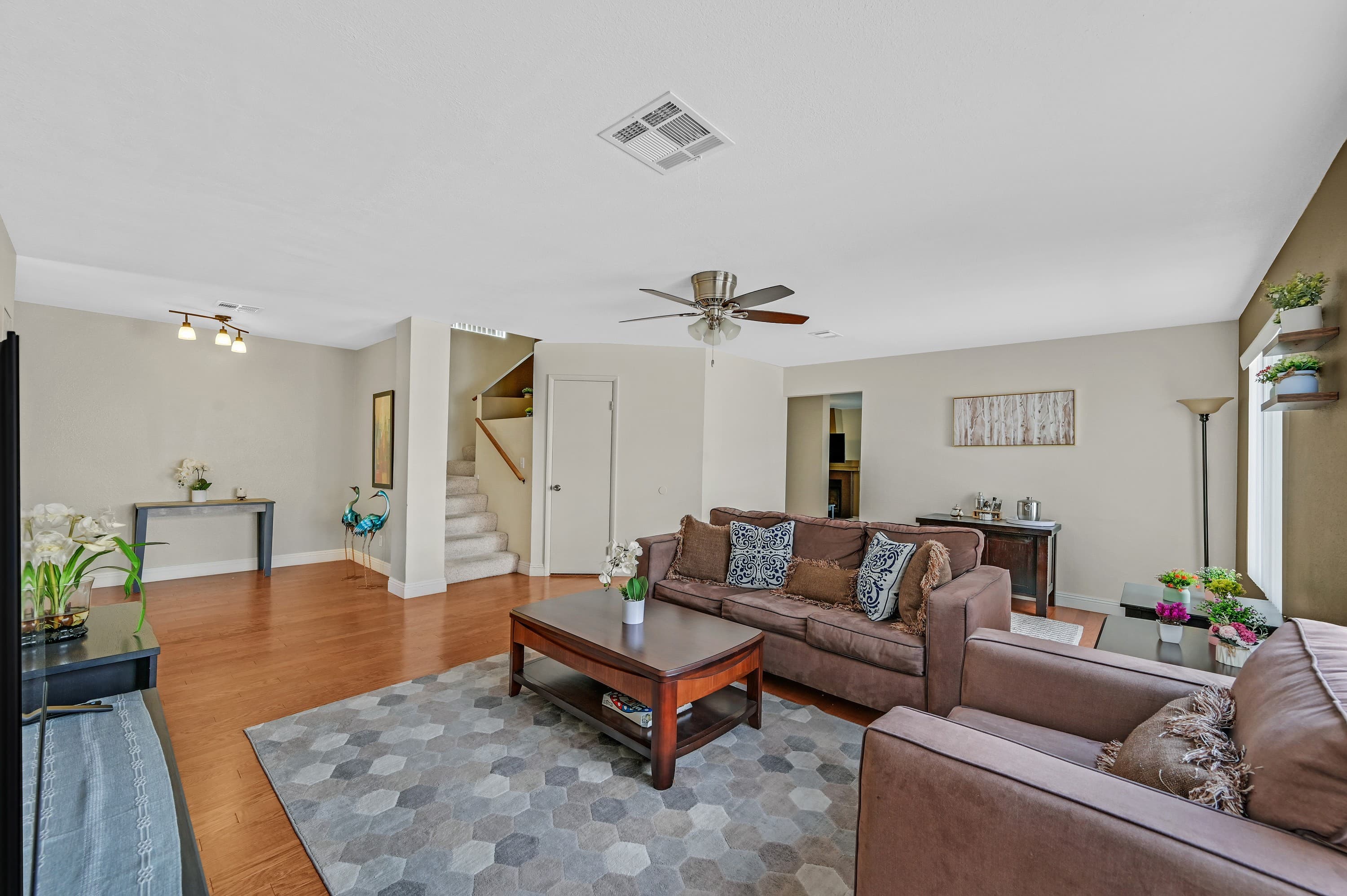 Lone Mountain and Las Vegas area real estate photography 7